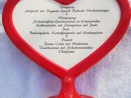 Sehr schöne, ansprechendeTischschilder in Herzform - Müllheim Zentrum