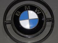 BMW E9 2000CS original Emblem C-Säule 8 - Spraitbach